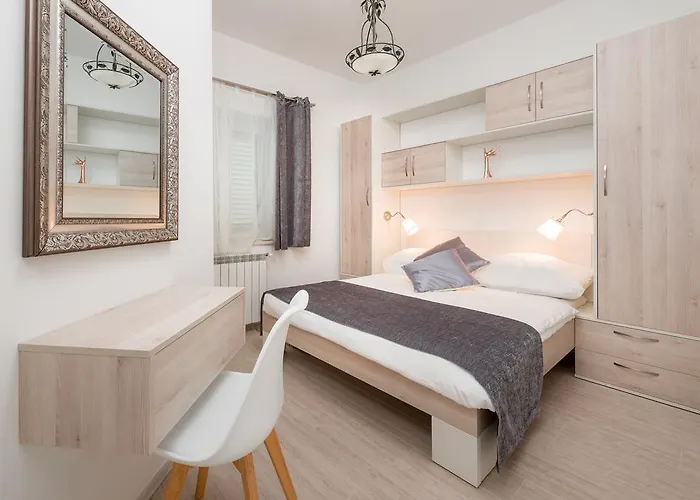 Apartment Urban Chic Luxe Apartments Near Beach Bacvice & Centre Split