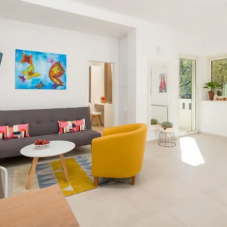 Urban Chic Luxe Apartments Near Beach Bacvice & Centre Apartment *