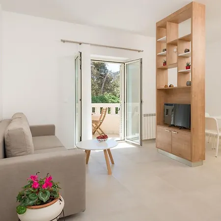 Urban Chic Luxe Apartments Near Beach Bacvice & Centre *